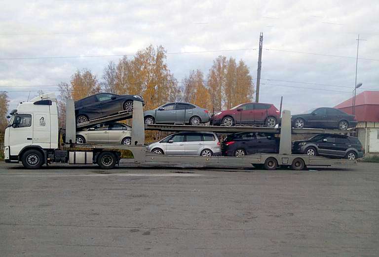 Заказ автомобиля для транспортировки личныx вещей : Мебельный гарнитур из Уфы в Звенигород