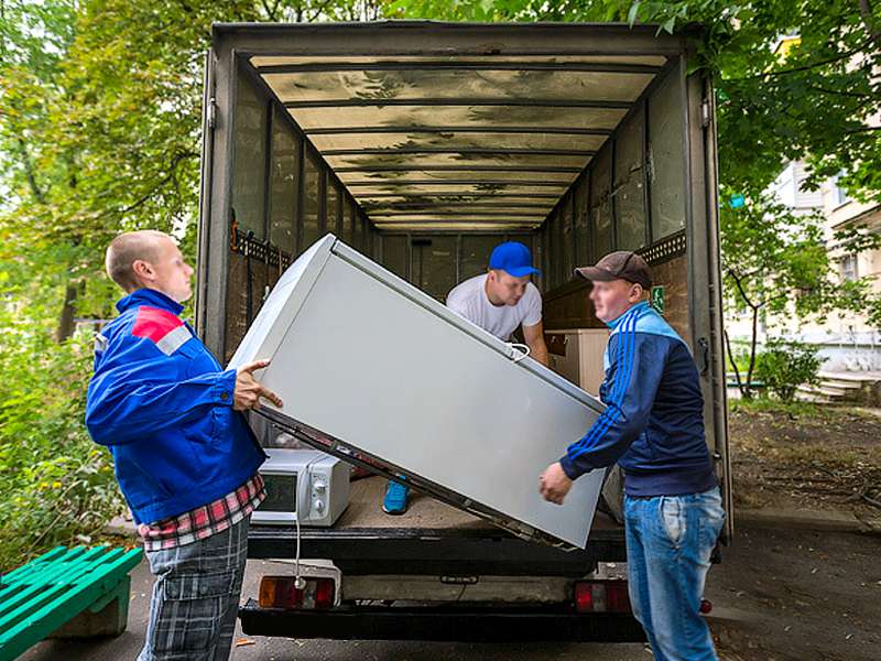Заказать грузовой автомобиль для переезда квартиры из Туймаз в Сургут